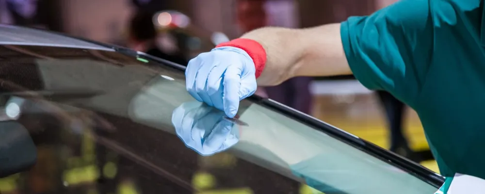 Mobile auto glass repair in Las Vegas